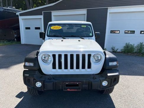 Used 2022 Jeep Wrangler Sport AWD/4WD image 1