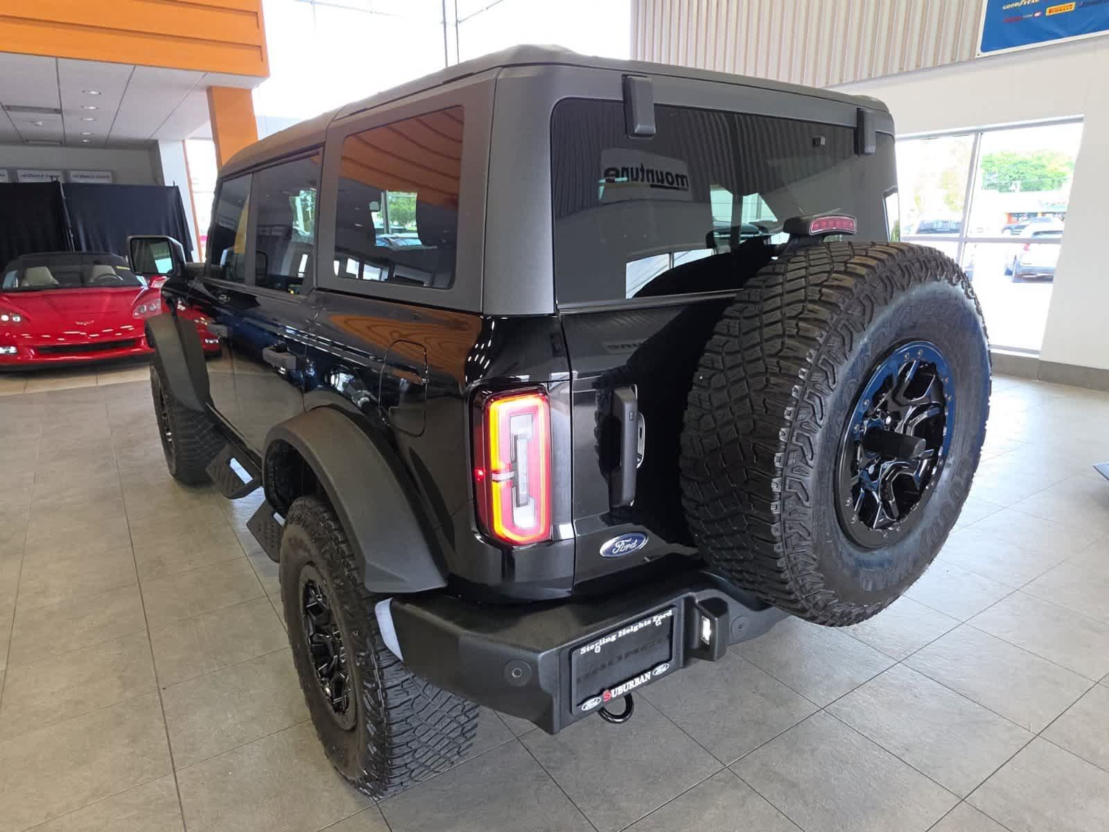 Used 2023 Ford Bronco Wildtrak AWD/4WD image 9