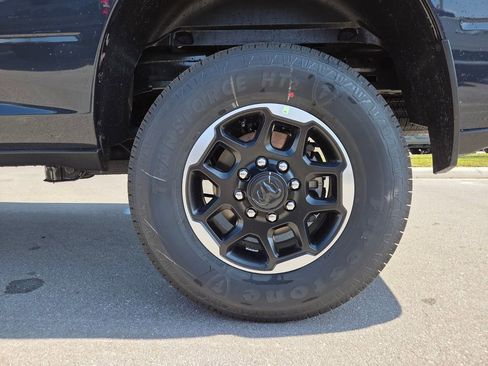 New 2026 RAM 2500 Laramie AWD/4WD image 6