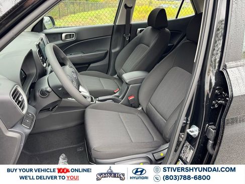 New 2026 Hyundai Venue SE image 16
