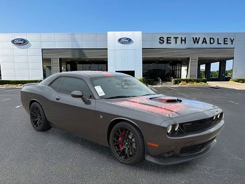 Used 2018 Dodge Challenger R/T Scat Pack image 1