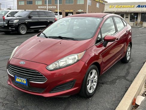 Used 2014 Ford Fiesta SE image 7