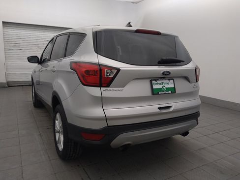 Used 2019 Ford Escape SE AWD/4WD image 5