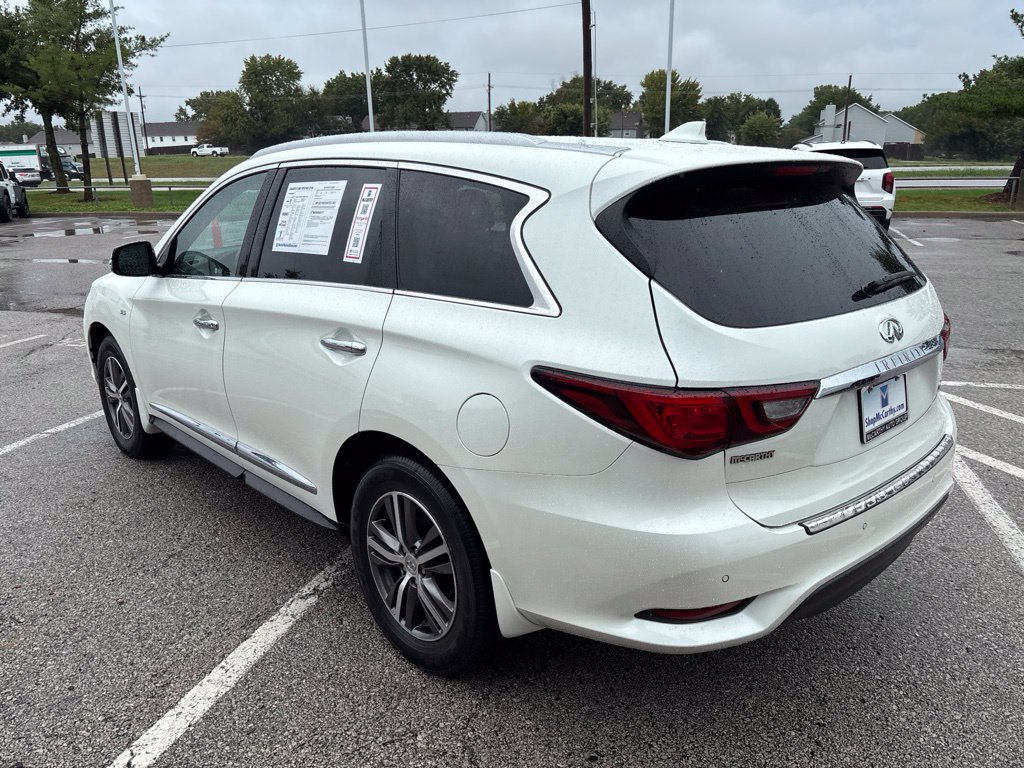 Used 2020 INFINITI QX60 Luxe w/ Essential Package FWD image 6