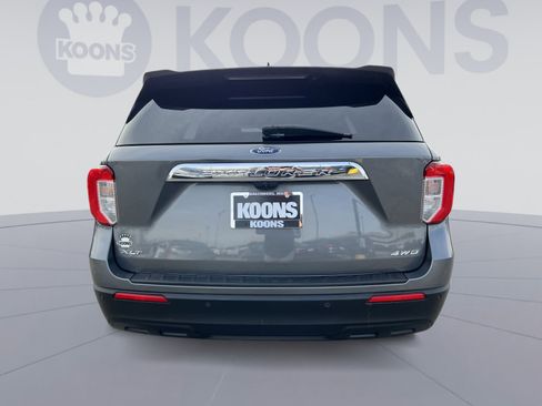 Used 2021 Ford Explorer XLT image 5