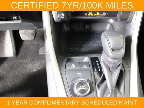 Used 2025 Toyota RAV4 XLE AWD/4WD image 26