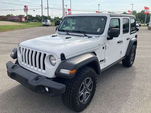 Used 2023 Jeep Wrangler Unlimited Sport AWD/4WD image 3