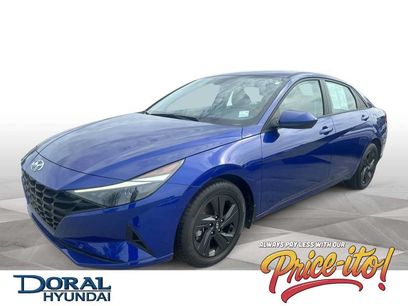 Used 2023 Hyundai Elantra SEL w/ Cargo Package