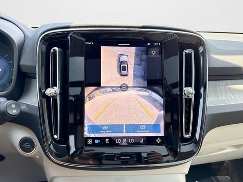Certified 2024 Volvo XC40 B5 Core AWD/4WD image 27