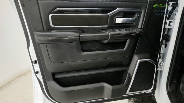 Used 2023 RAM 2500 Laramie AWD/4WD image 44