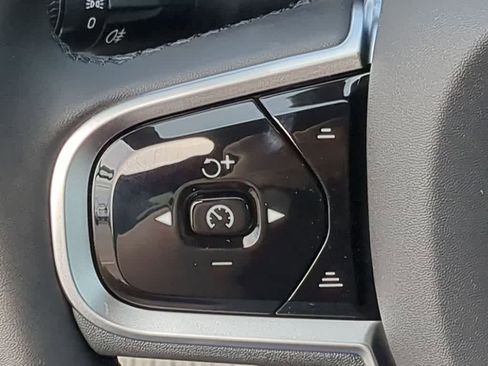 New 2026 Volvo XC60 T8 Ultra w/ Protection Package Premier AWD/4WD image 22