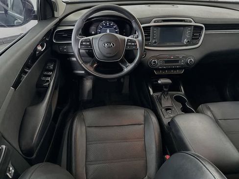 Used 2019 Kia Sorento EX FWD image 10