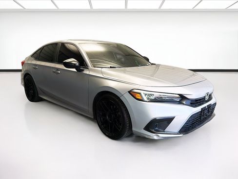 Used 2022 Honda Civic Sport image 3