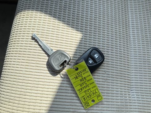 Used 2012 Suzuki SX4 LE image 23