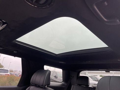 Used 2023 Hyundai Palisade Calligraphy image 28