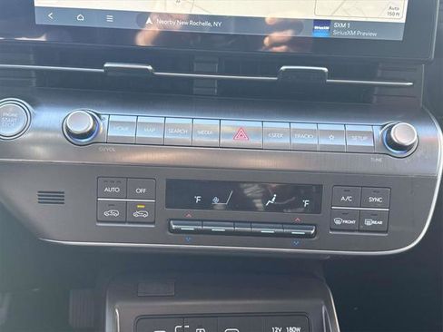 Certified 2025 Hyundai Kona Limited image 30