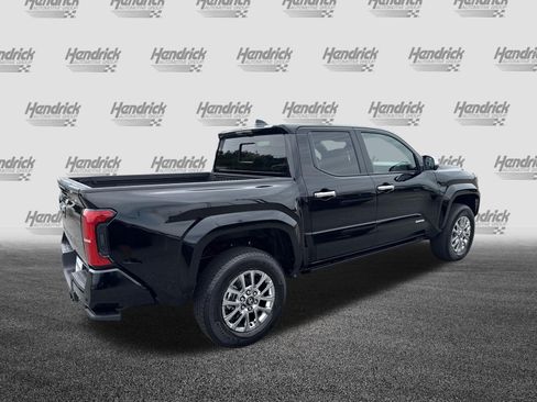 Used 2024 Toyota Tacoma Limited w/ Limited Package (LT) AWD/4WD image 10