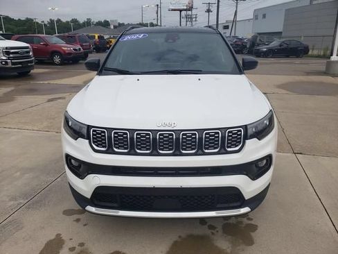 Used 2024 Jeep Compass Limited AWD/4WD image 10