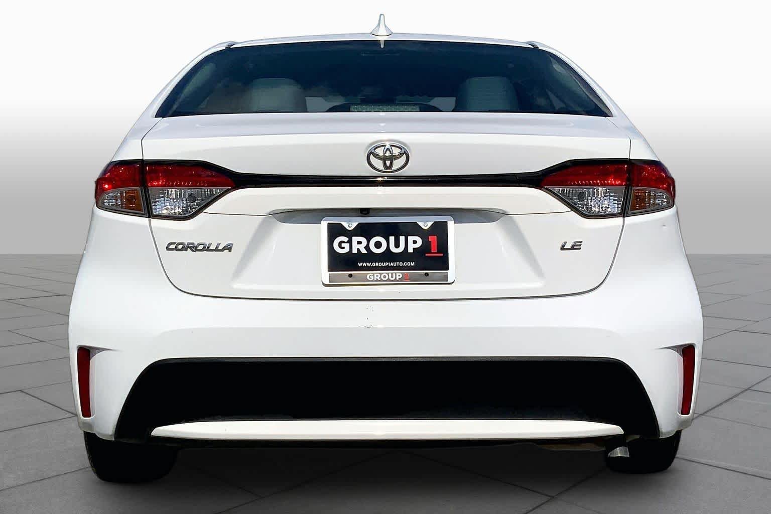 Used 2021 Toyota Corolla LE FWD image 5