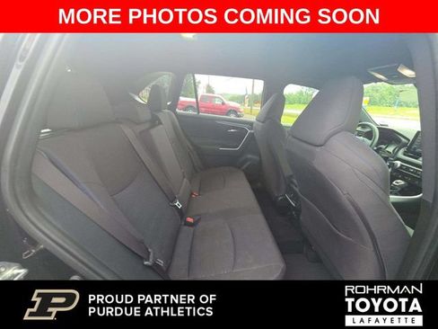 Used 2022 Toyota RAV4 SE w/ SE Grade Weather Package AWD/4WD image 8