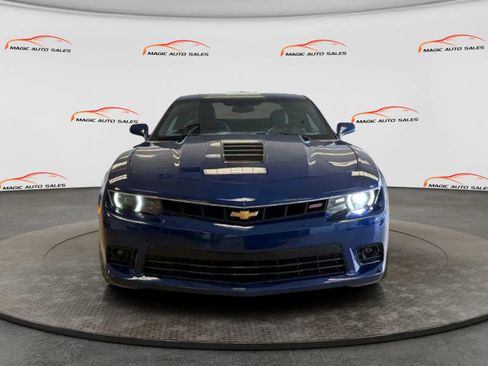 Used 2015 Chevrolet Camaro SS w/ RS Package RWD image 2