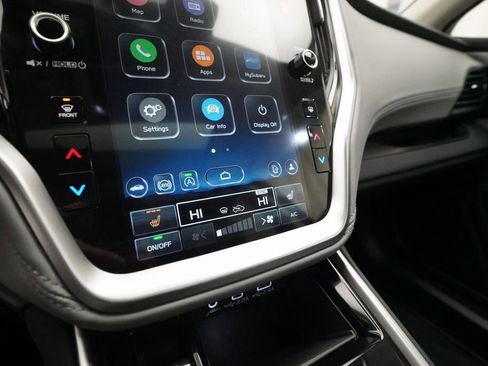 Certified 2025 Subaru Outback Premium w/ Popular Package #1A image 21