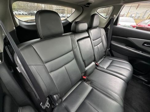 Used 2019 Nissan Murano S image 41