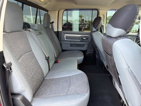 Used 2017 RAM 1500 Big Horn RWD image 21