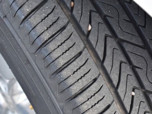 Used 2017 Buick Envision Essence w/ LPO, Cargo Package image 11