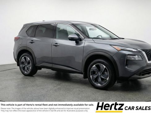 Used 2025 Nissan Rogue SV AWD/4WD image 1