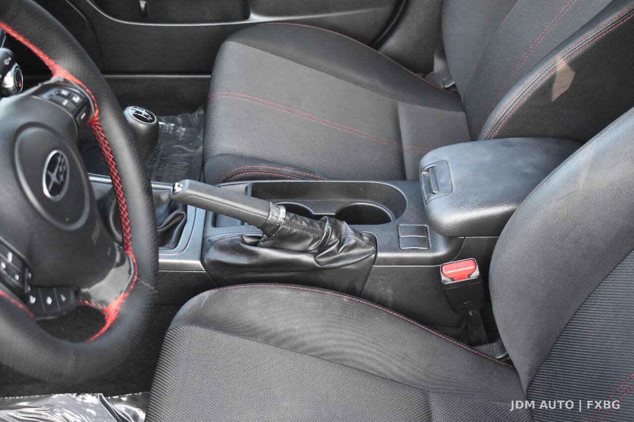 Used 2014 Subaru Impreza WRX Hatchback AWD/4WD image 27