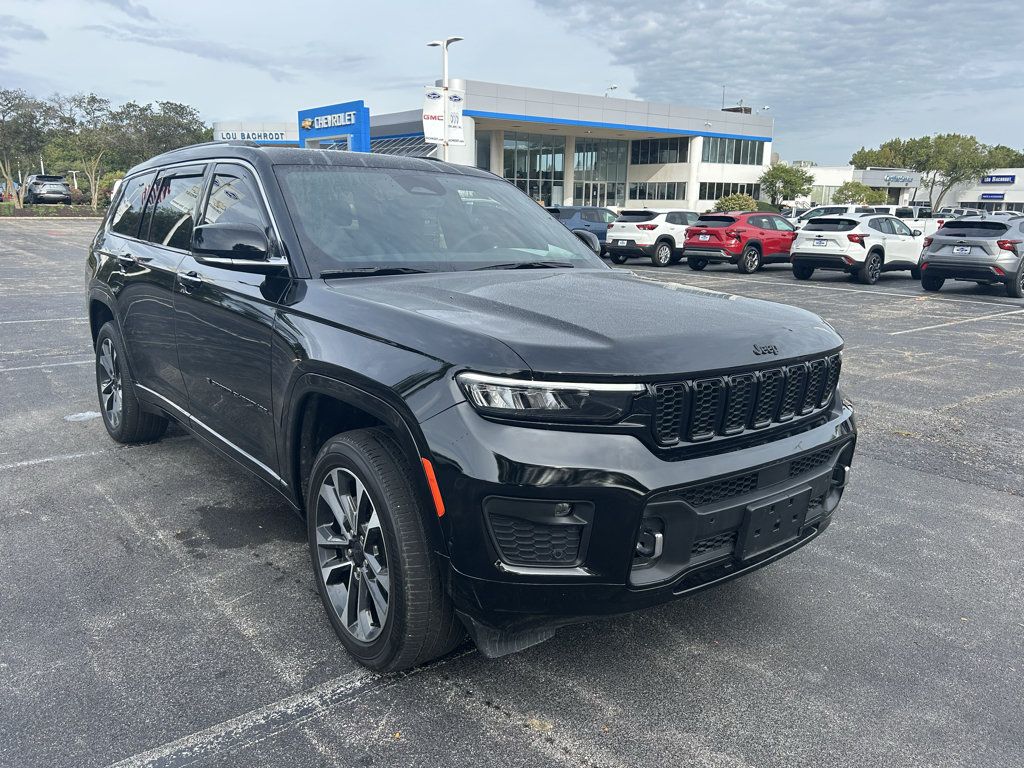 Used 2023 Jeep Grand Cherokee L Overland AWD/4WD image 1