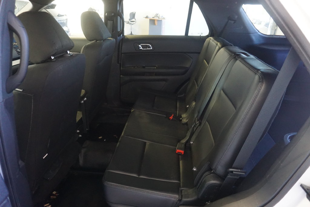 Used 2019 Ford Explorer 4WD Police Interceptor image 16