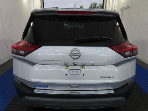 Used 2023 Nissan Rogue SV AWD/4WD image 11