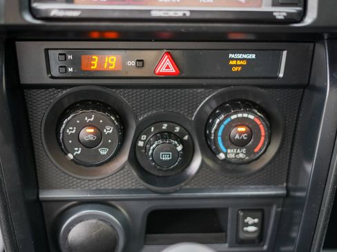 Used 2013 Scion FR-S 6MT image 13