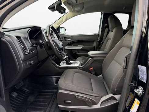 Used 2022 Chevrolet Colorado LT w/ Fleet Safety Package image 9