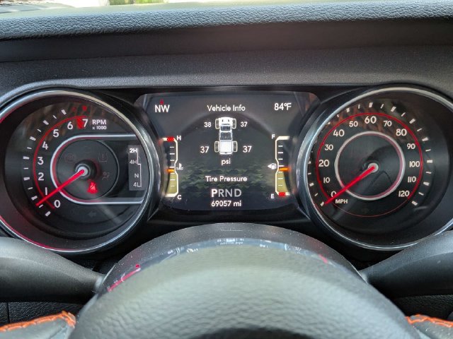 Used 2020 Jeep Gladiator Mojave AWD/4WD image 30
