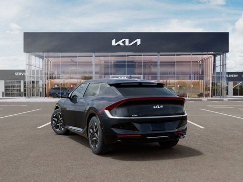 New 2025 Kia EV6 Wind image 4