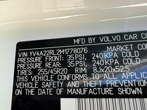 Used 2021 Volvo XC60 T6 Inscription w/ Advanced Package AWD/4WD image 25