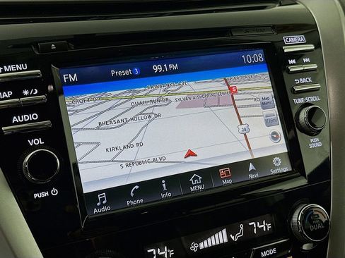 Used 2015 Nissan Murano Platinum w/ Platinum Technology Package image 18