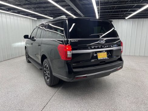 Used 2022 Ford Expedition Max XLT image 4