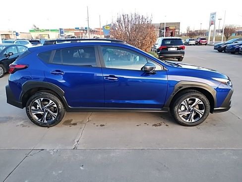 Used 2026 Subaru Crosstrek 2.0i Premium image 7