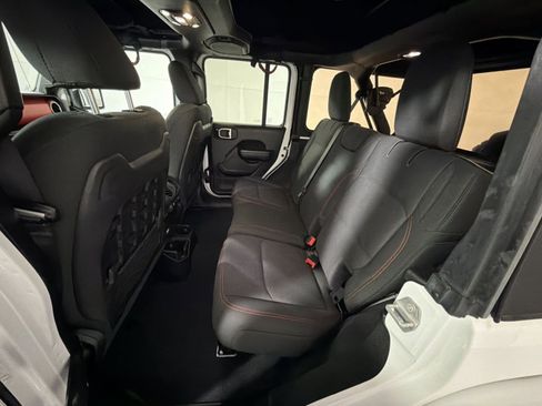 Used 2020 Jeep Wrangler Unlimited Rubicon w/ LED Lighting Group image 23