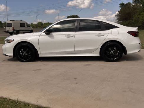 Certified 2025 Honda Civic Sport image 4