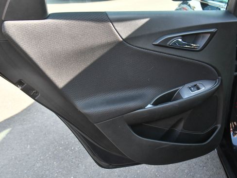 Used 2023 Chevrolet Malibu LT image 32