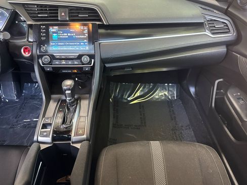 Used 2021 Honda Civic EX image 29