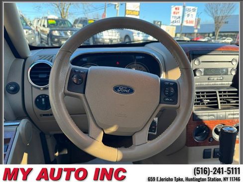 Used 2010 Ford Explorer Eddie Bauer image 12
