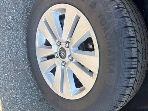Used 2017 Subaru Outback 2.5i Premium AWD/4WD image 21