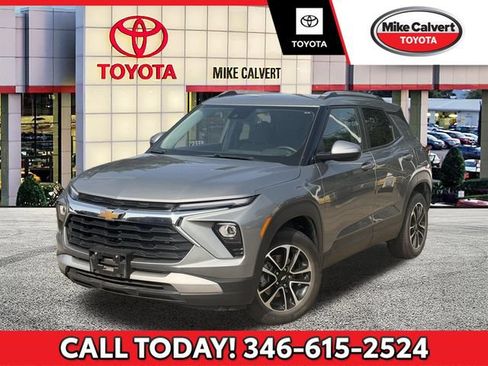 Used 2024 Chevrolet TrailBlazer LT w/ Convenience Package AWD/4WD image 1