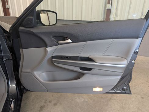Used 2009 Honda Accord EX-L image 27